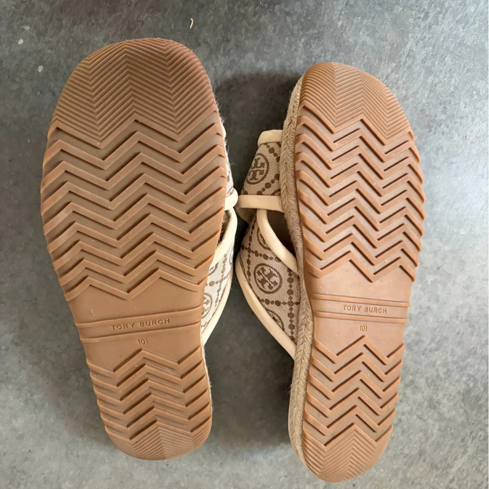 Tory Burch T Monogram Crossband Espadrille Slide Sandals Size 10.5 - Picture 3 of 5